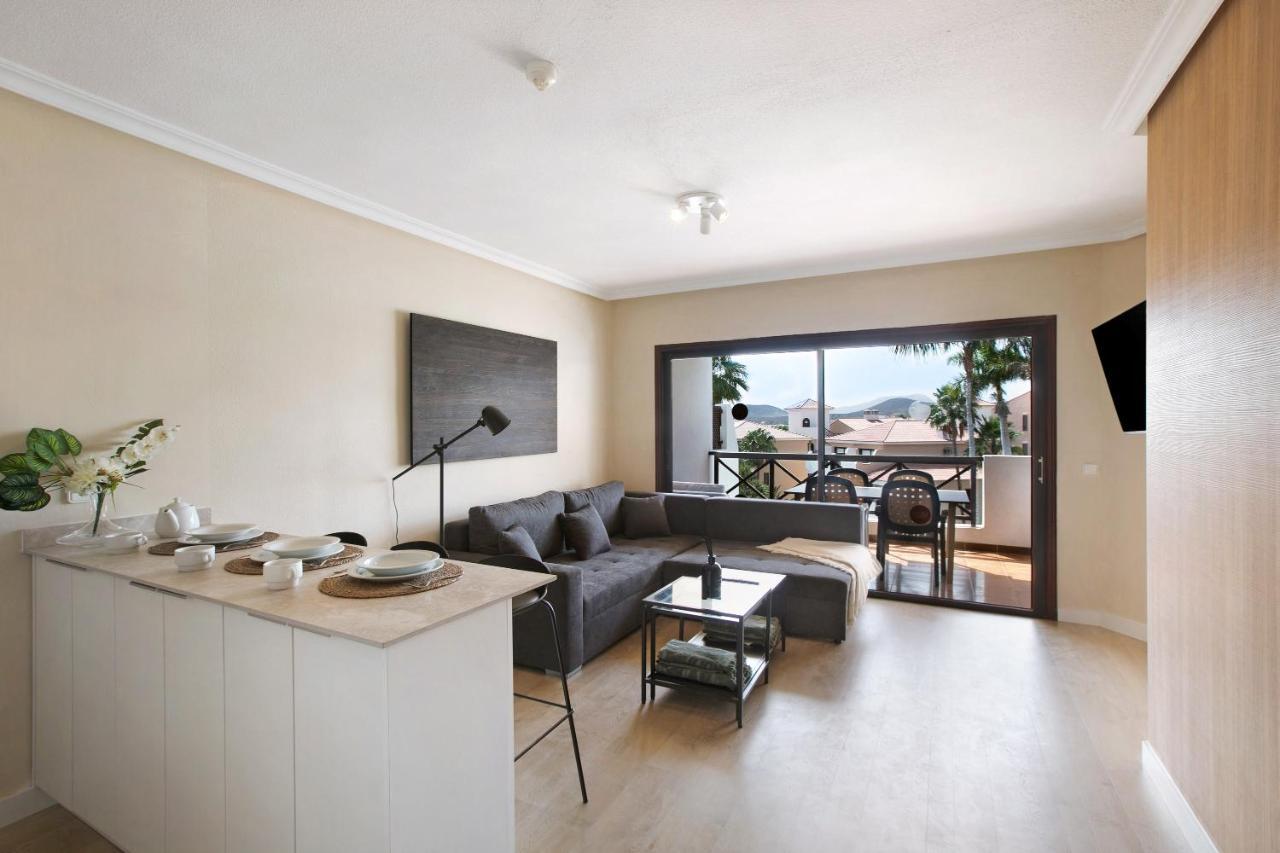 Apartamento Royal Park Albatros Сан Мигел де Абона Екстериор снимка